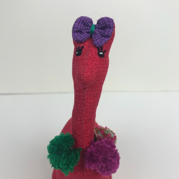 One handmade female llama 🦙 keychain - Picture 3 of 6